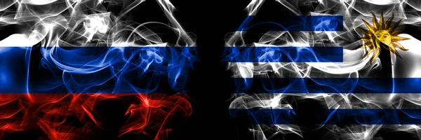 Россия Россия Против Уругвая Флаги Уругвая Дымовой Флаг Помещен Бок — стоковое фото