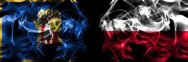 Kiev Kiev Polonia Polaco Bandera Polaca Banderas Humo Colocadas Una — Foto de Stock