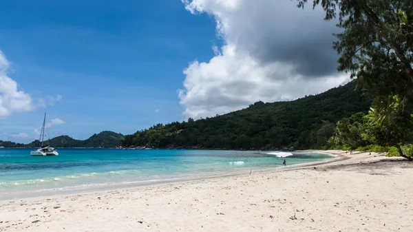 Playa Anse Takamaka en Seychelles —  Fotos de Stock