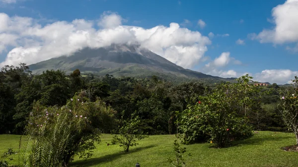 Вулкан Ареналь в Коста-Рике — стоковое фото
