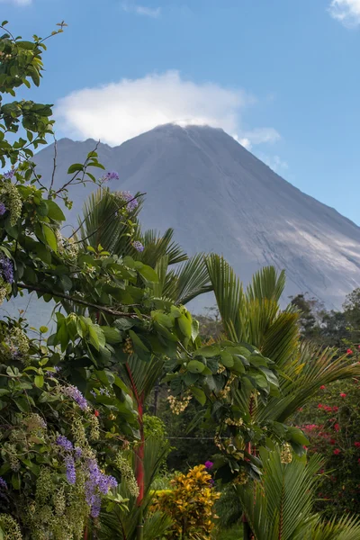 Volcán Arenal en Costa Rica — Foto de Stock