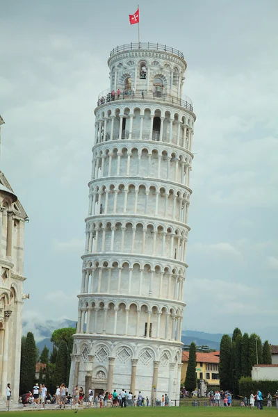 Scheve toren — Stockfoto