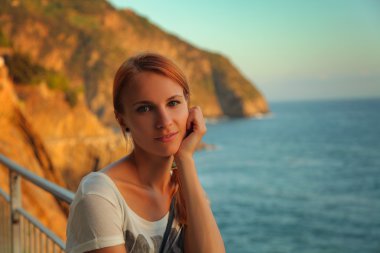 genç ve güzel kadın