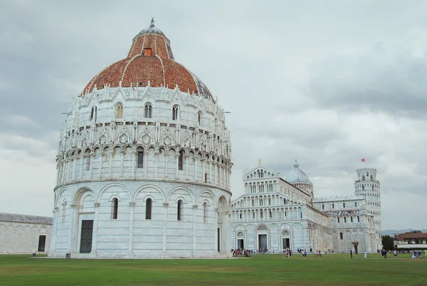Torre blanca de Pisa —  Fotos de Stock