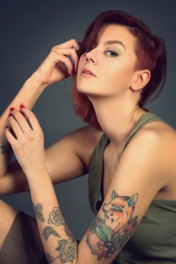 Grey kız