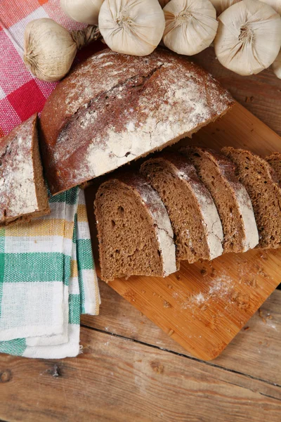 Bröd på handduk — Stockfoto