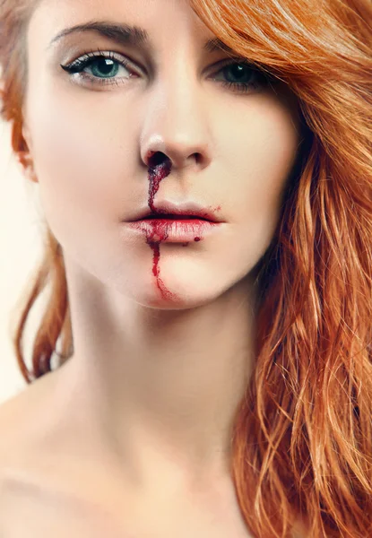 Sangre en la cara — Foto de Stock