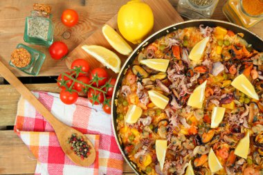 paella ve baharatlar