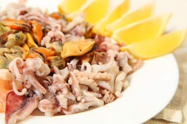 Limonlu su ürünleri