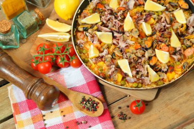 İspanyol paella