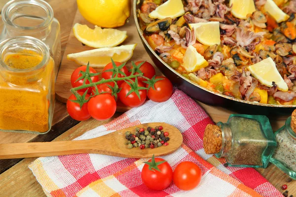 Camarones y mejillones — Foto de Stock