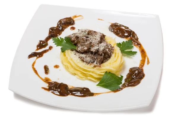 Fried beef fillet with mushrooms and mashed potato — Stock Photo, Image