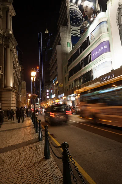 Vida nocturna en la calle del centro de Macao — Foto de Stock