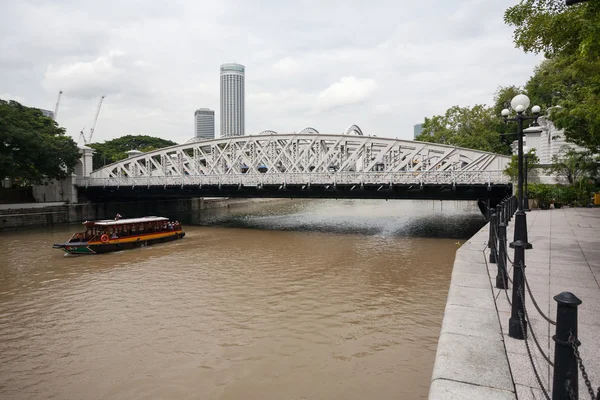 Anderson bridge in Singapore — Stock Photo, Image