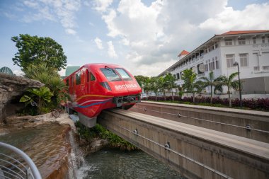 Monoray tren Singapur sentosa express