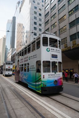 tramvaylar, hong kong sokaklarında