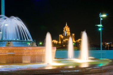 gece astana, Kazakistan'ın başkenti. kavak shatyr