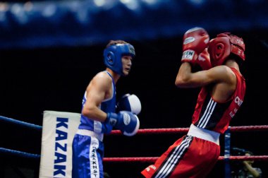Бокс. Поединок между боксерами Казахстана и Кубы.