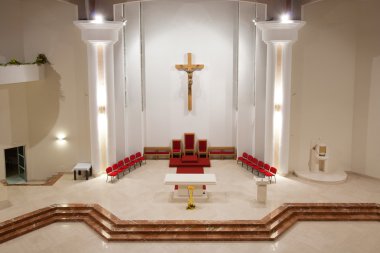 Modern kilise iç