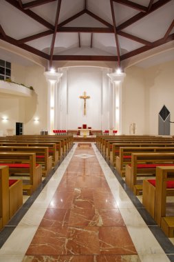 Modern kilise iç