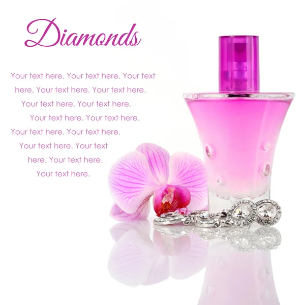 Meilleurs amis de la fille boucles d'oreilles en diamant, parfum et fleur d'orhid — Photo