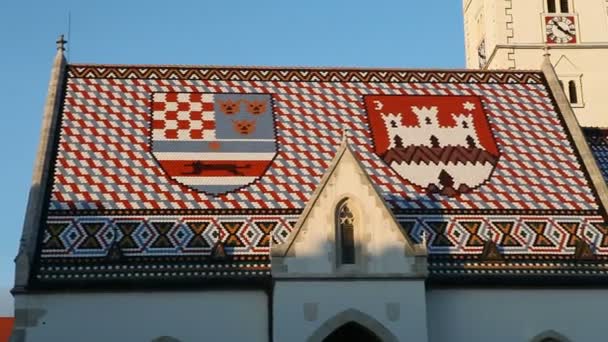 Igreja de São Marcos em Zagreb, Croácia — Vídeo de Stock