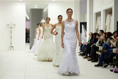 moda gelinlik modelleri