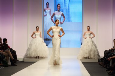 moda gelinlik modelleri