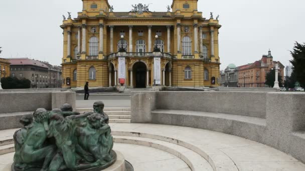 Teatro Nacional Croata em Zagreb — Vídeo de Stock