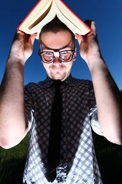 Un homme à lunettes — Photo