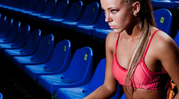 Sporty woman — Stock Photo, Image