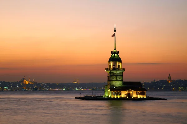 Maiden 's Tower (Kiz Kulesi). Estambul, Turquía —  Fotos de Stock