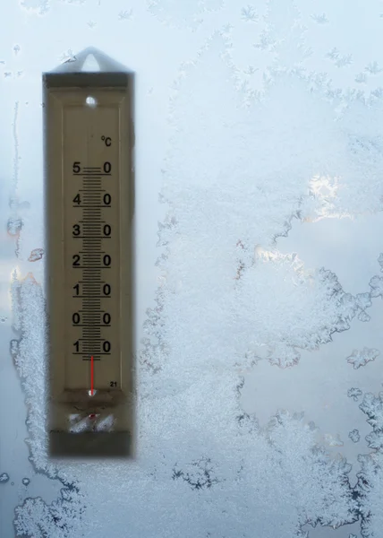Termometre kış penceresi — Stok fotoğraf