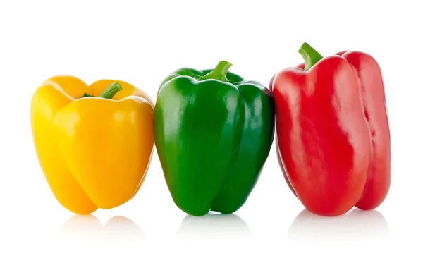 Tres colores Paprika aislado en blanco —  Fotos de Stock