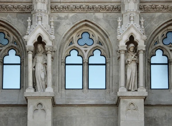 Janelas da igreja — Fotografia de Stock