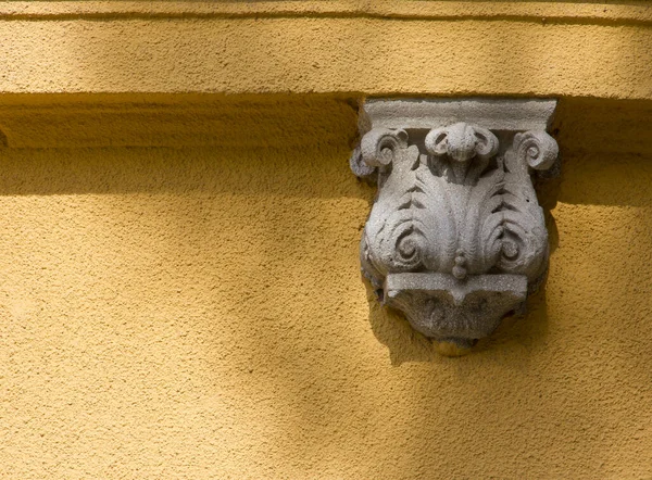 Amarelo Parede Fria Ornamento Pedra Cinza Foto Alta Qualidade — Fotografia de Stock