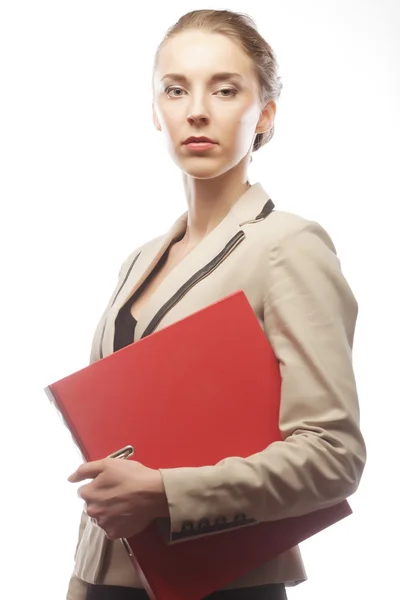 Mujer de negocios sonriente con carpeta roja —  Fotos de Stock