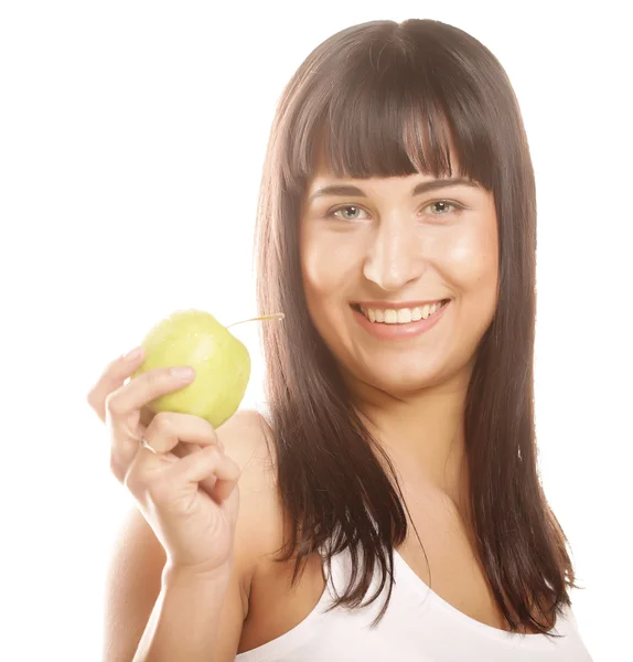 Jeune femme souriante heureuse avec pomme — Photo