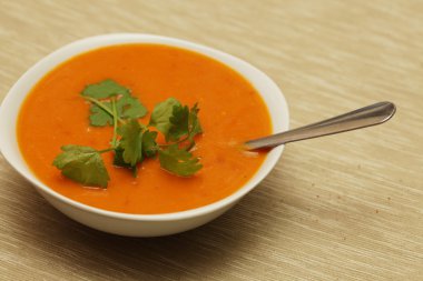 maydanoz beyaz kase kabak çorbası