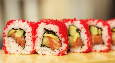 geleneksel Japon yemekleri rulo suşi