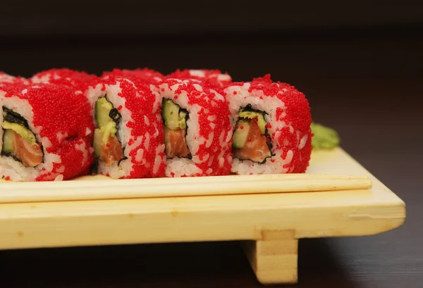 Verse en smakelijke sushi — Stockfoto