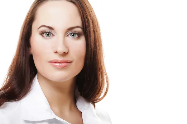 Mujer que lleva el dispositivo de monitor holter de 24 ...