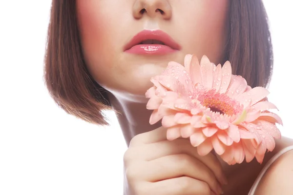 Donna con fiore di gerbero — Foto Stock