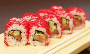 Taze ve lezzetli suşi.