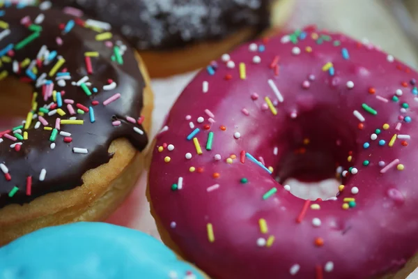 Donuts colorés — Photo