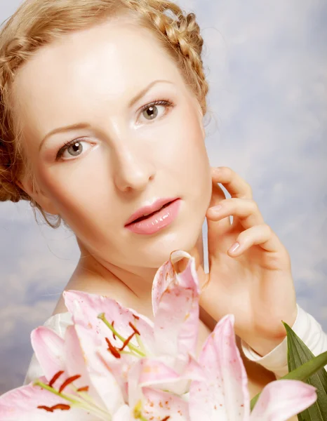 Lady with lily — Stock Photo, Image