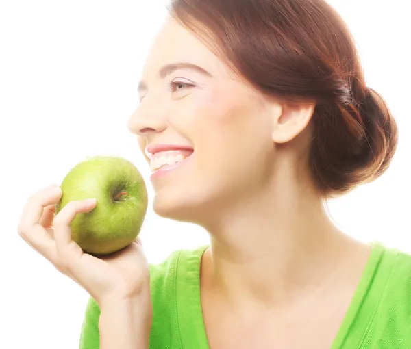 Jong gelukkig glimlachen vrouw met appel — Stockfoto