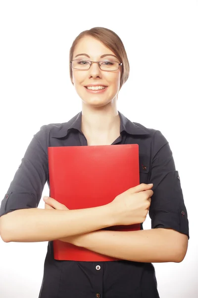 Mulher de negócios sorridente com pasta vermelha — Fotografia de Stock