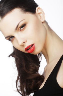 güzel seksi esmer kırmızı dudaklar