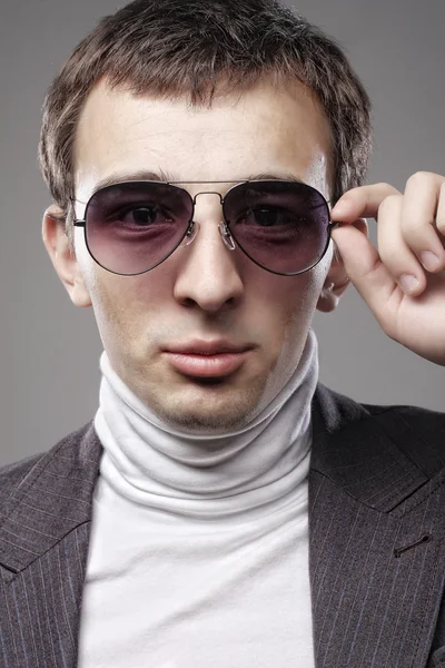 Young man in sunglasses. — Stock Photo, Image